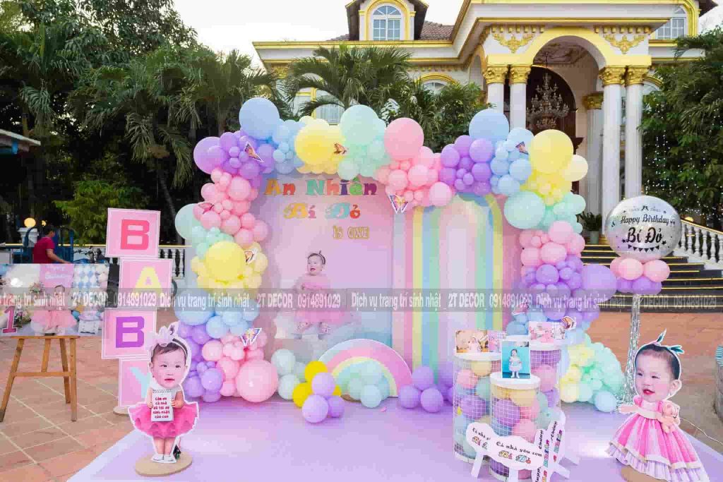 Trang-tri-sinh-nhat-be-gai-mau-cong-chua-2t-225