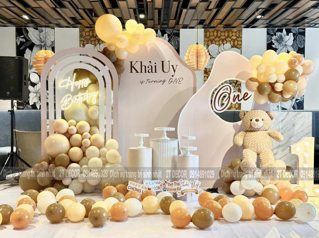 Trang Trí Sinh Nhật Bé Trai Độc Đáo 2T-260 Trang Trí Sinh Nhật Bé Trai Độc Đáo 2T-260